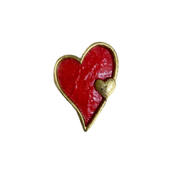 Vintage Wooden Red Heart with Metallic Gold Foil Trim Pin - Picture 1 of 7
